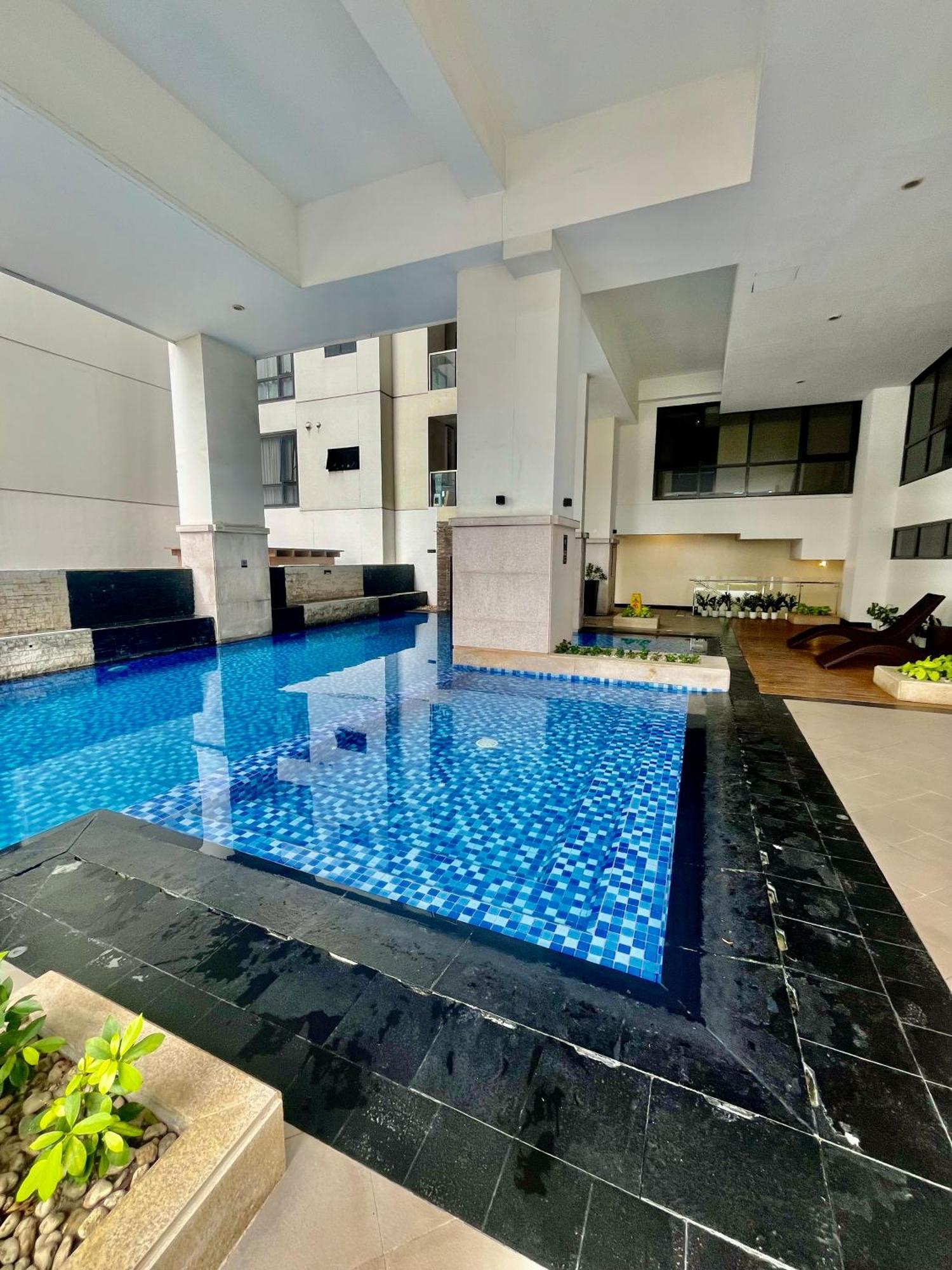 Greenbelt Hamilton Tower 1 Legazpi Makati City Екстер'єр фото