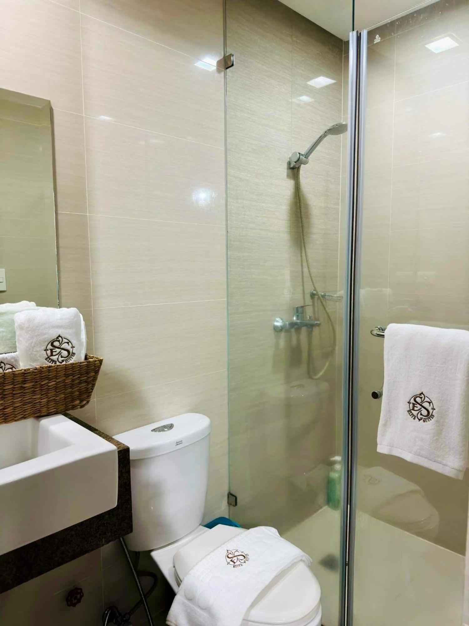 Greenbelt Hamilton Tower 1 Legazpi Makati City Екстер'єр фото