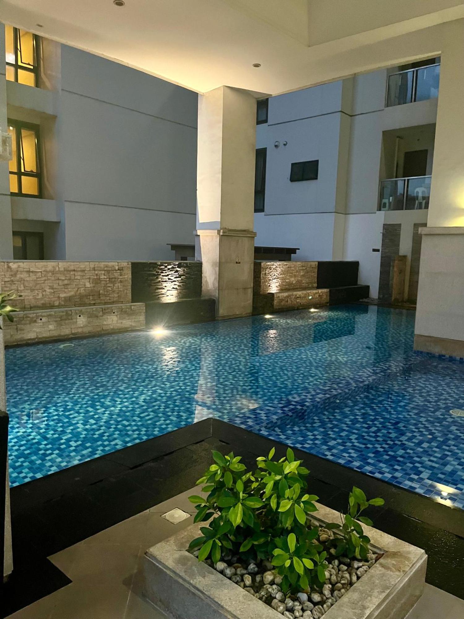 Greenbelt Hamilton Tower 1 Legazpi Makati City Екстер'єр фото